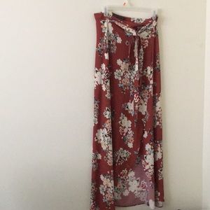 BNWOT Zara Floral Wrap & Tie Skirt